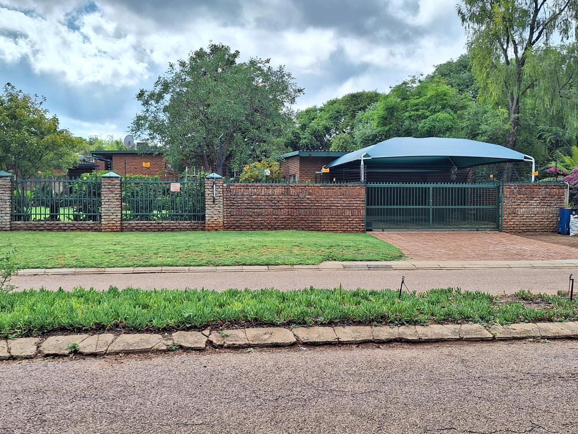 Emani Guest House Mokopane Exterior photo